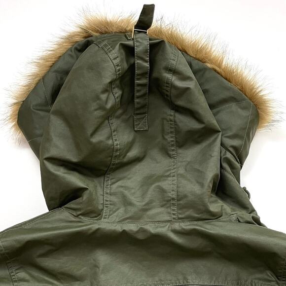 J. Crew Perfect Winter Parka with Eco-Friendly PrimaLoft - Picture 12 of 16